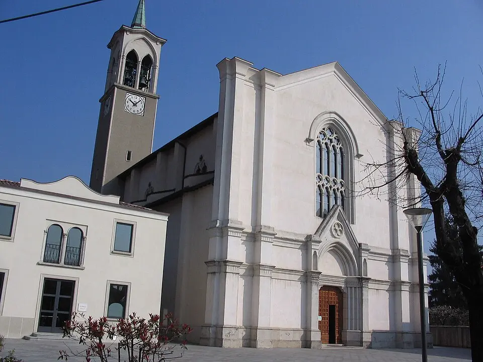Hochgeladen von: Giorces · Public domain Ambivere