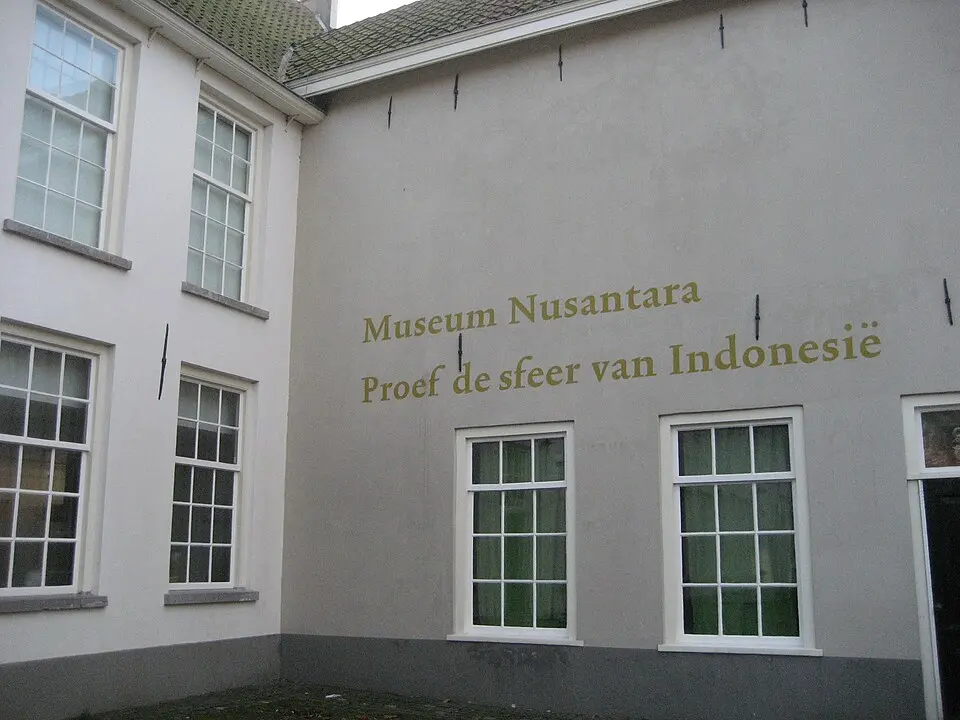 Bild: Vysotsky · CC BY-SA 3.0 Museum Nusantara
