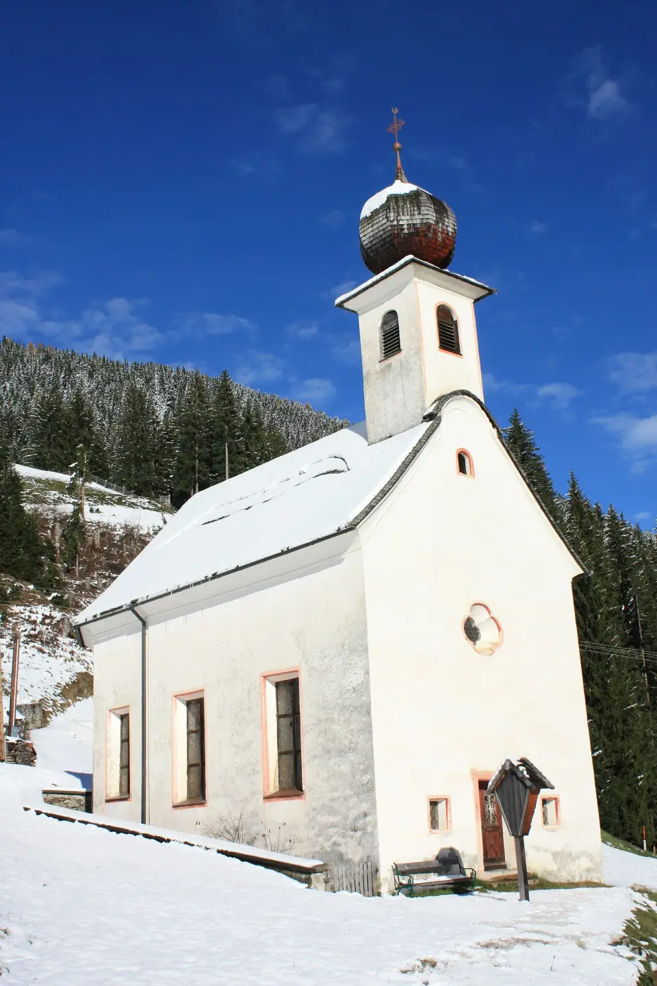 Bild: Jürgele · CC BY-SA 3.0 AT Kath. Filialkirche St. Peter