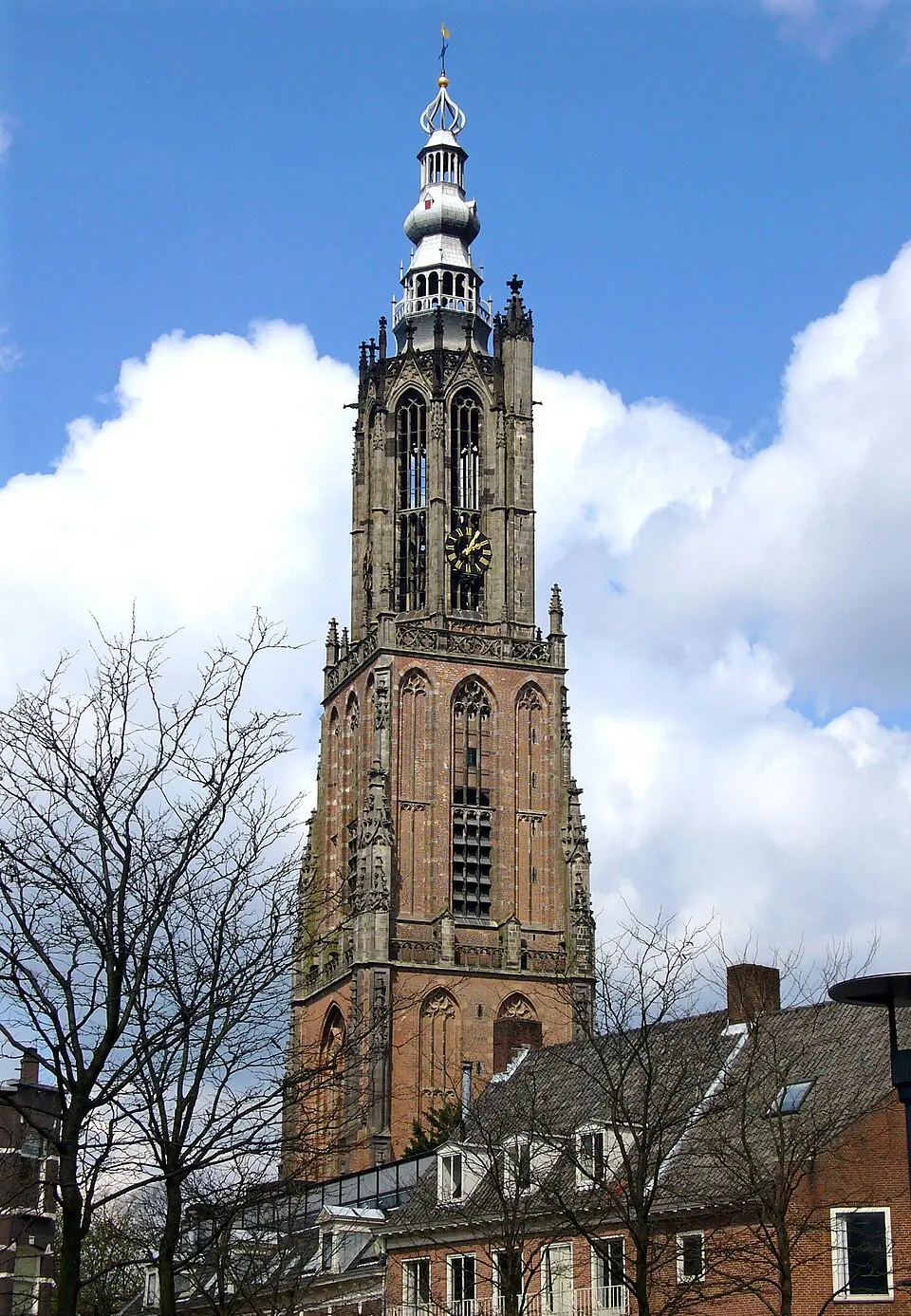 Bild: Pepijntje · Public domain Onze Lieve Vrouwetoren
