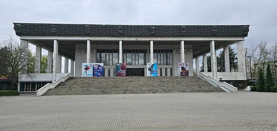 Bild: Z thomas · CC BY 4.0 Nationales Opern- und Ballett-Theater Chișinău