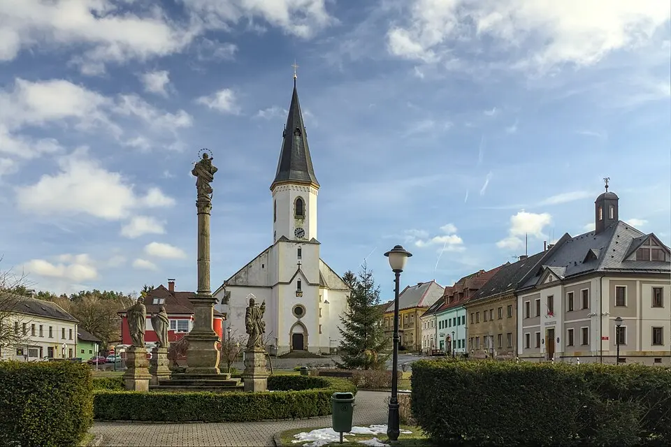 Osečná