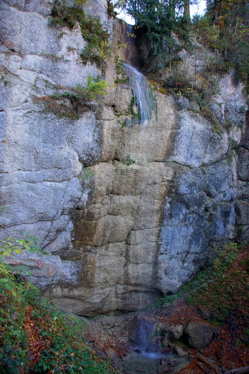 Bild: Jurii · CC BY-SA 4.0 Osterdorfer Wasserfall