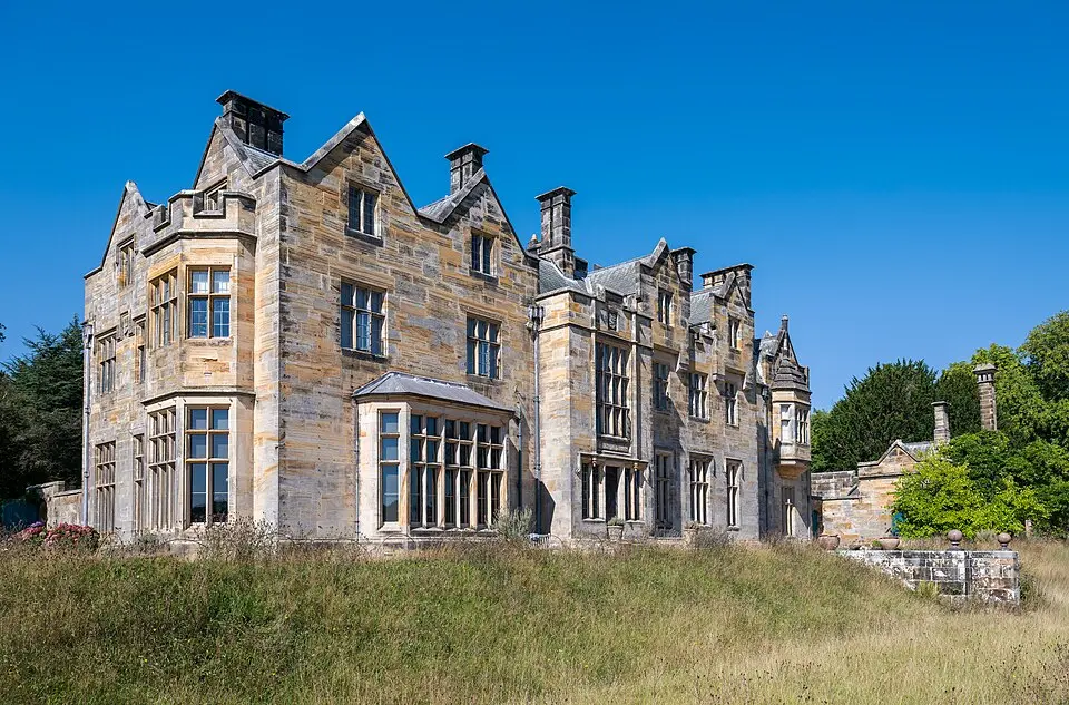 Scotney Castle