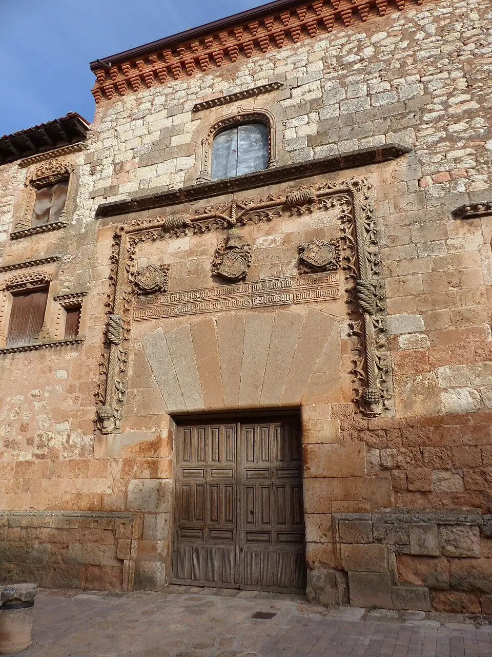 Casa-palacio de Contreras