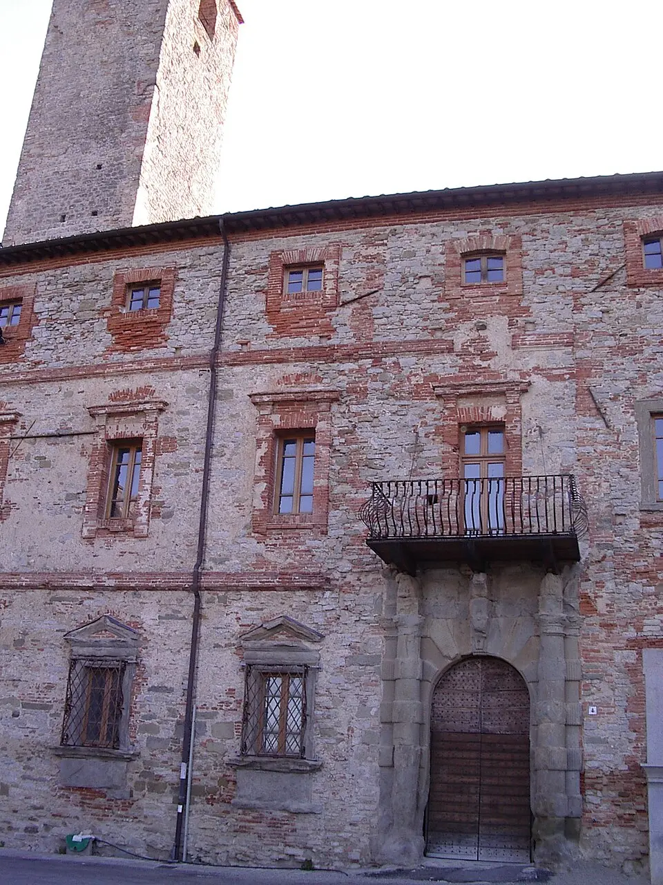 Palazzo Bourbon del Monte Santa Maria