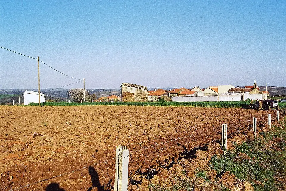 Bild: Vitor Oliveira from Torres Vedras, PORTUGAL · CC BY-SA 2.0 Freguesia de Paradela