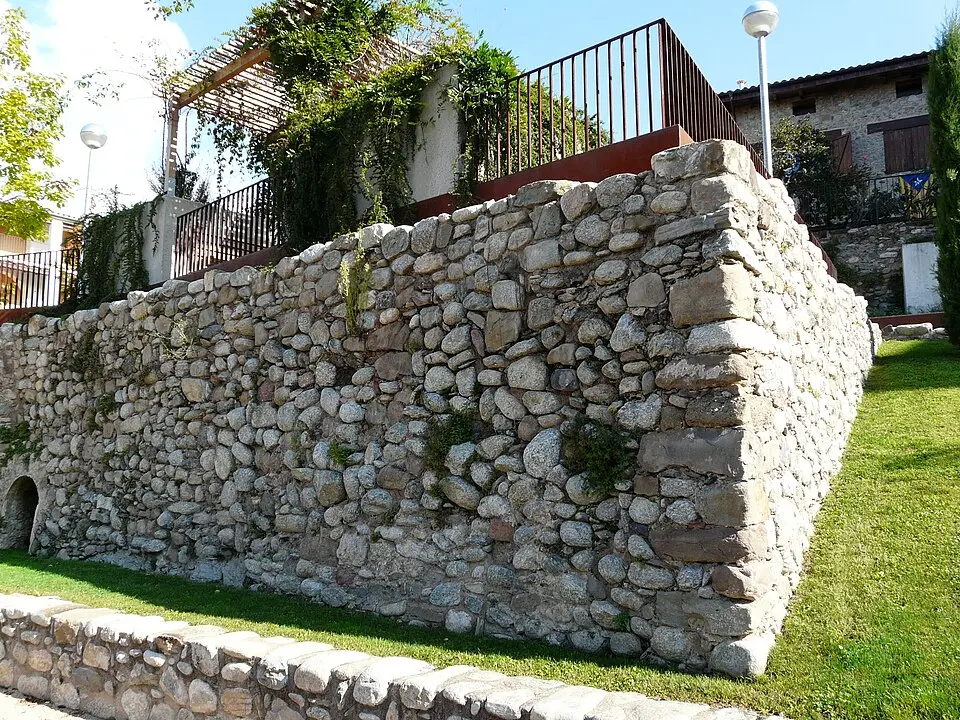 Muralla de Sant Joan de les Abadesses