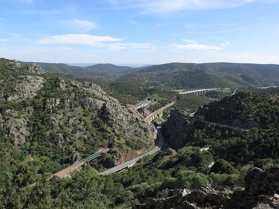 Bild: Veinticuatro de Jahén · CC BY-SA 4.0 Desfiladero de Despeñaperros