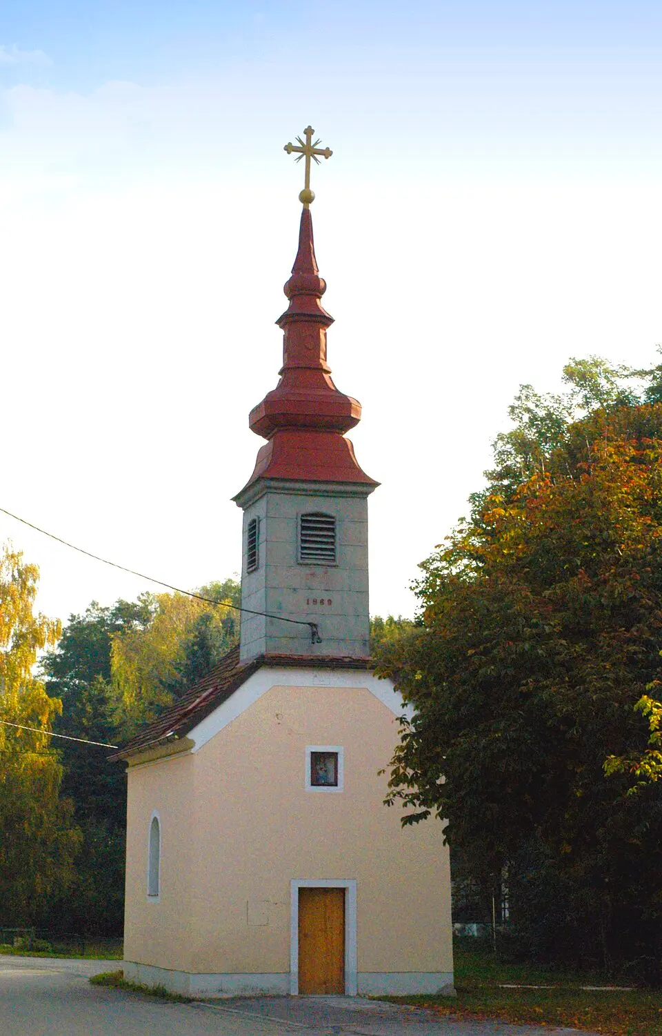Immagine: Manfred Kuzel (talk) · CC BY-SA 3.0 AT Ortskapelle