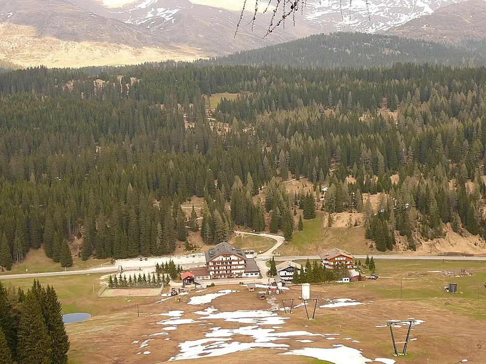 Caricato da: Llorenzi · CC BY-SA 3.0 Passo di Monte Croce di Comelico