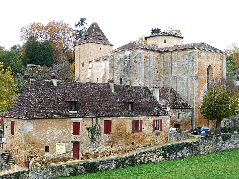 Bild: MOSSOT · CC BY-SA 3.0 Abteikirche St-Martial (Paunat)