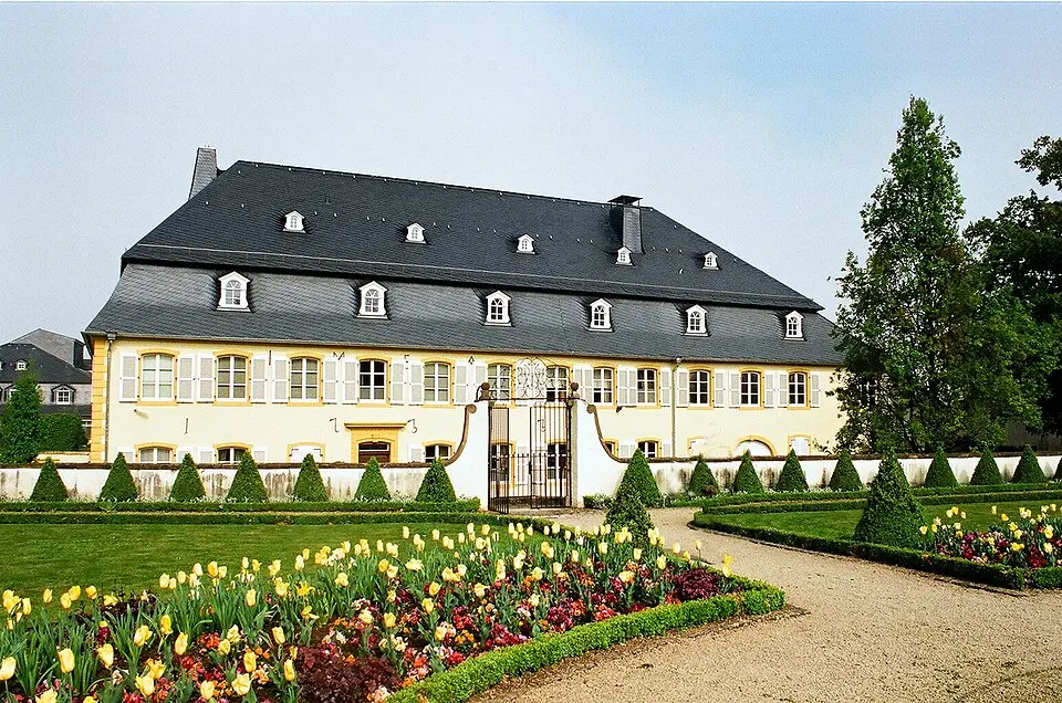 Palais von Nell