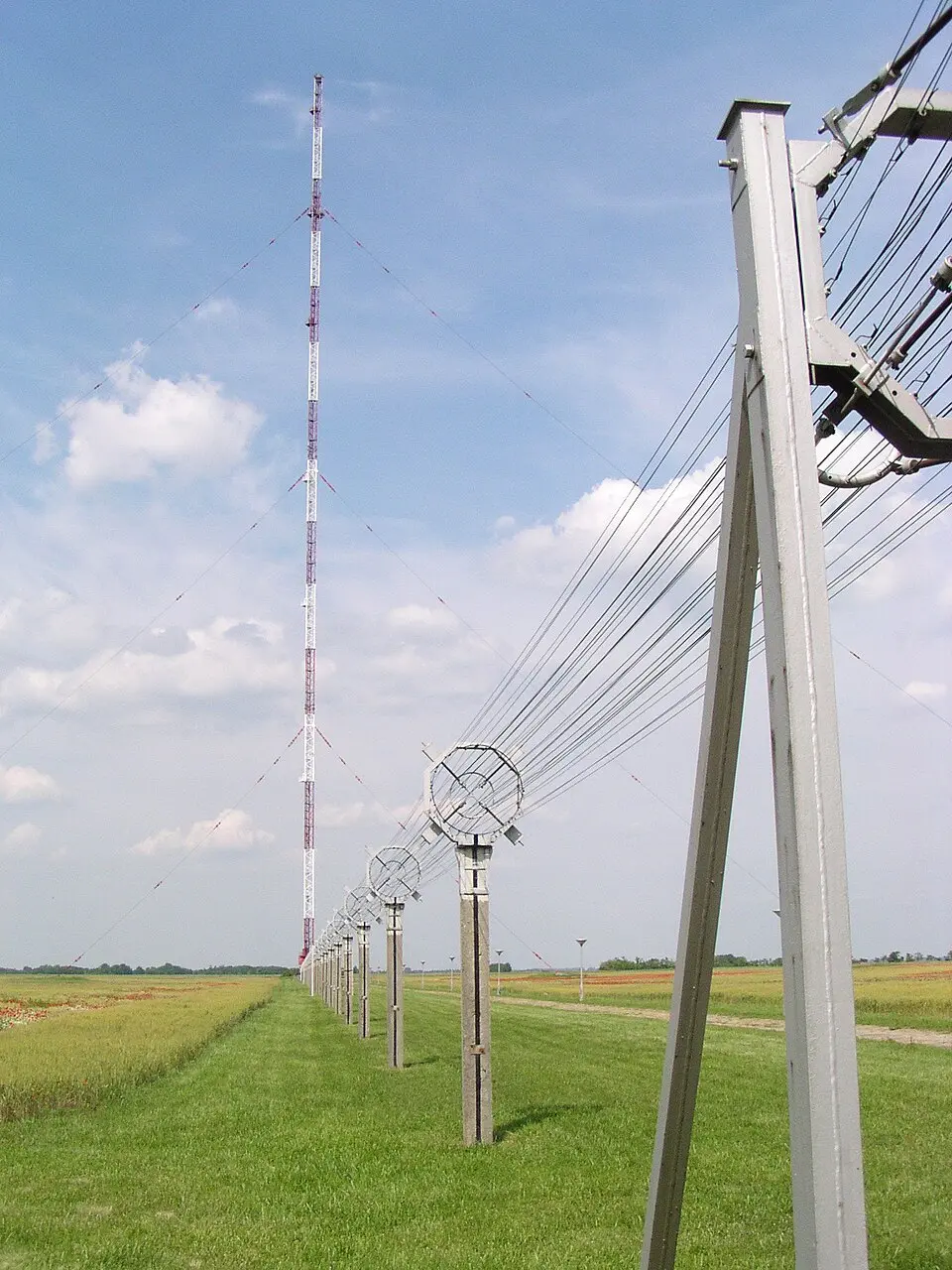 Bild: Deneb at German Wikipedia · Public domain Sender Solt