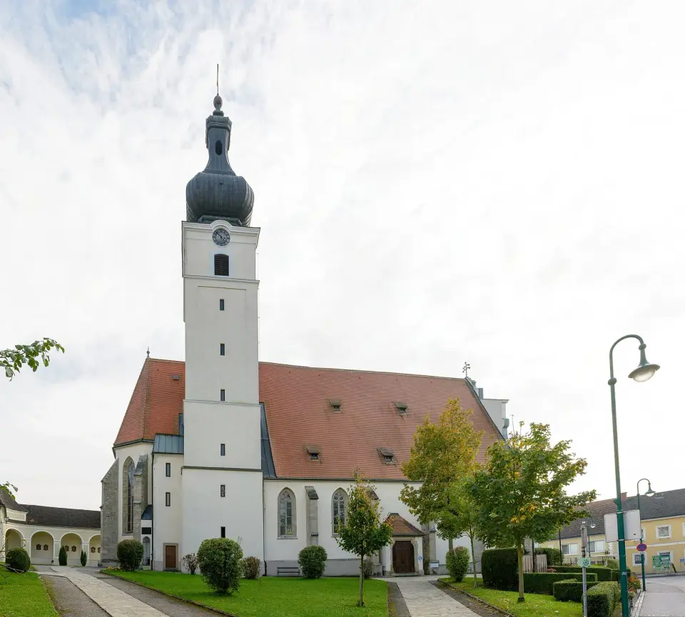 Kath. Pfarrkirche Mariae Himmelfahrt