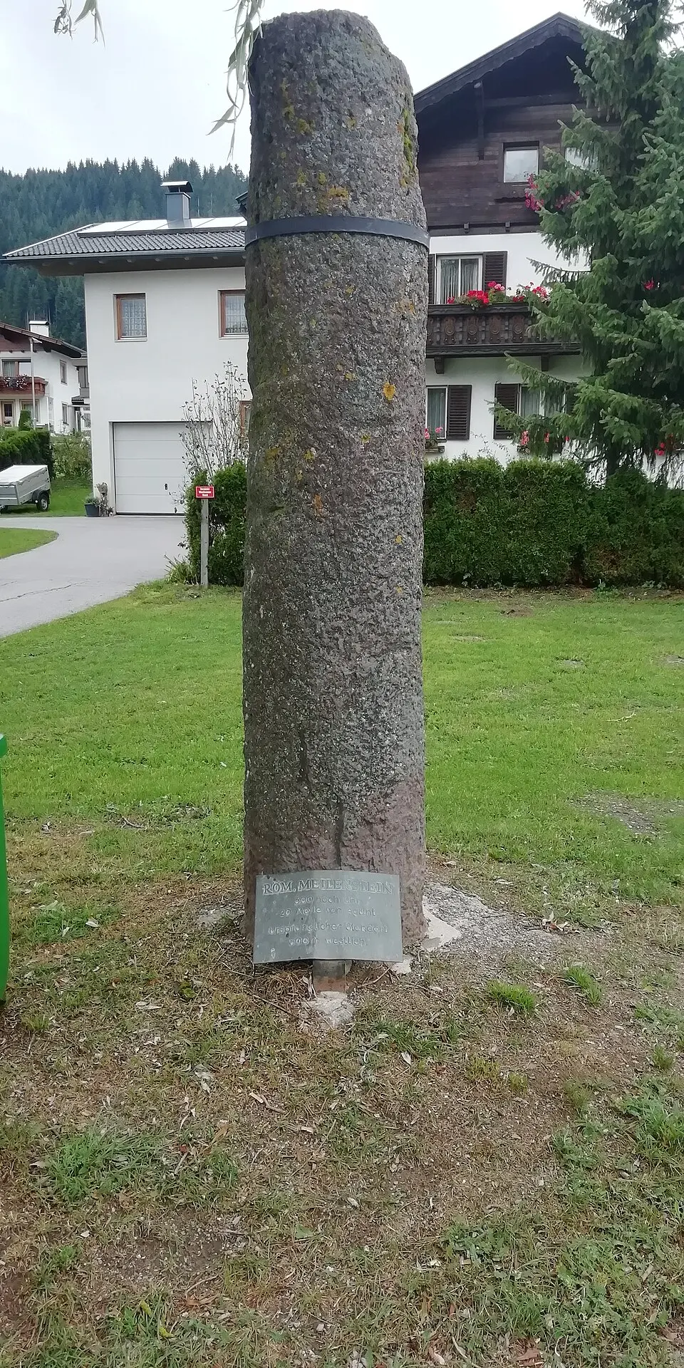 Image: Montepiana · CC0 Römischer Meilenstein