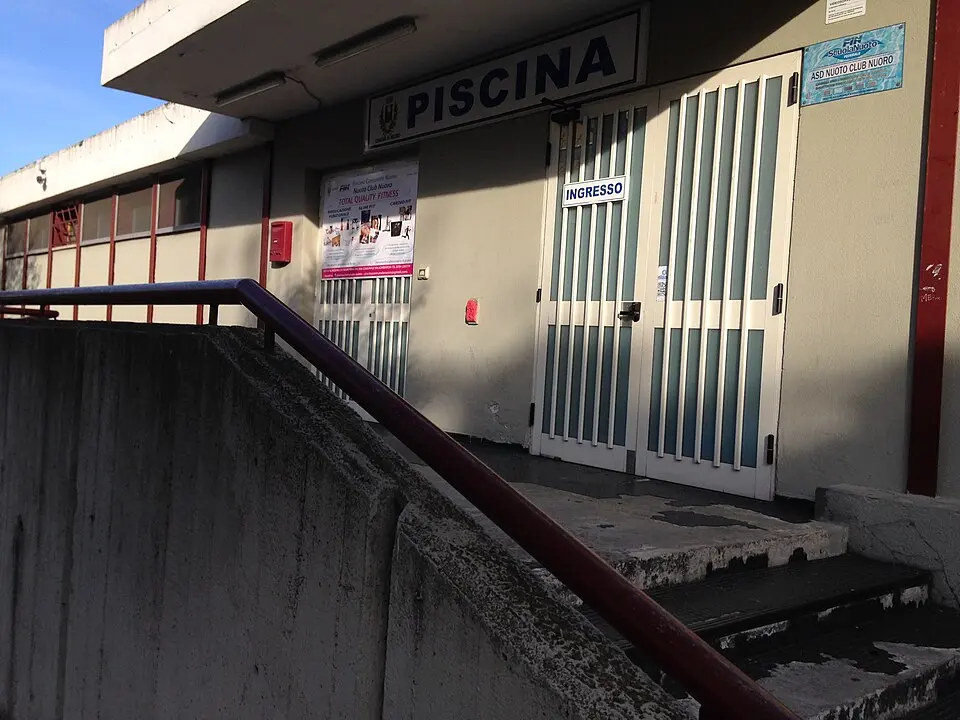 Bild: Air fans · CC BY-SA 4.0 piscina comunale di Nuoro