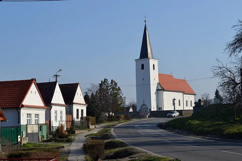 Bild: Lure · CC BY-SA 3.0 Plavecký Peter