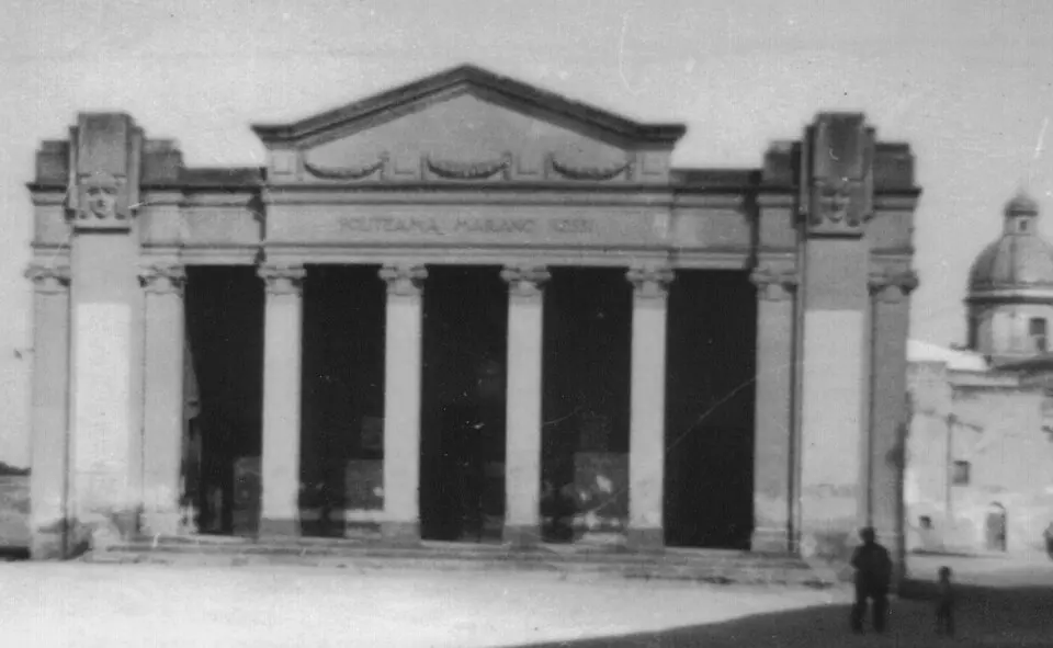 Bild: Giuseppe Riggio · CC BY-SA 3.0 Teatro Politeama Mariano Rossi