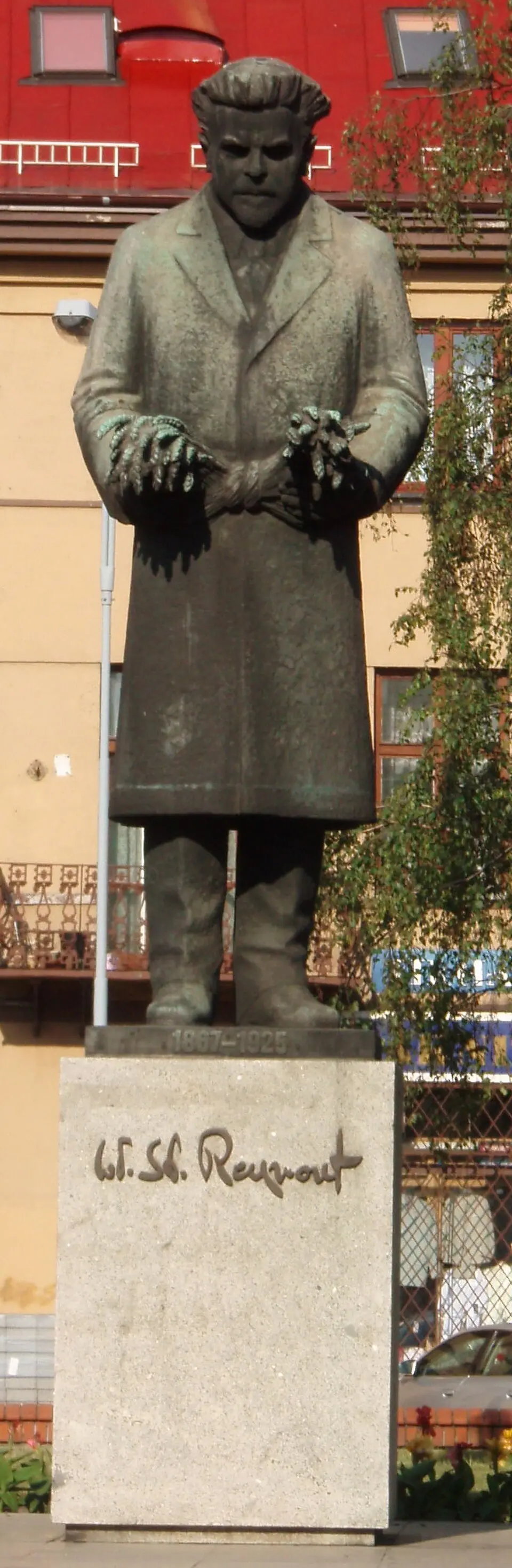 pomnik Władysława Stanisława Reymonta