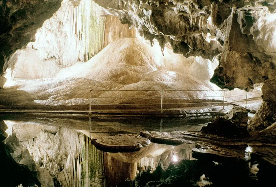 Gruta De Las Maravillas