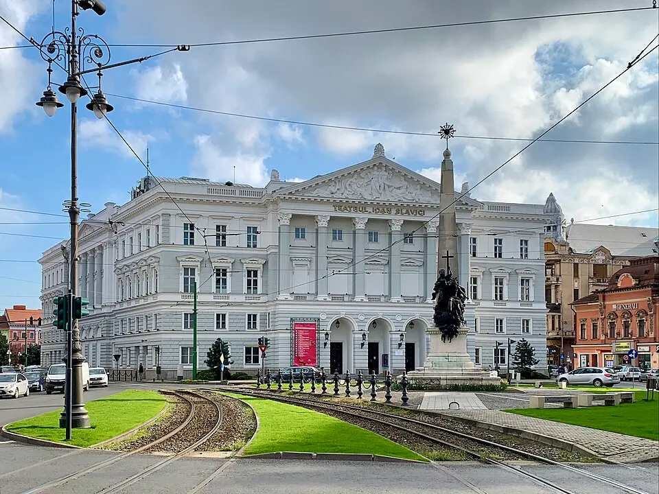 Bild: Chainwit. · CC BY 4.0 Klassisches Theater Ioan Slavici