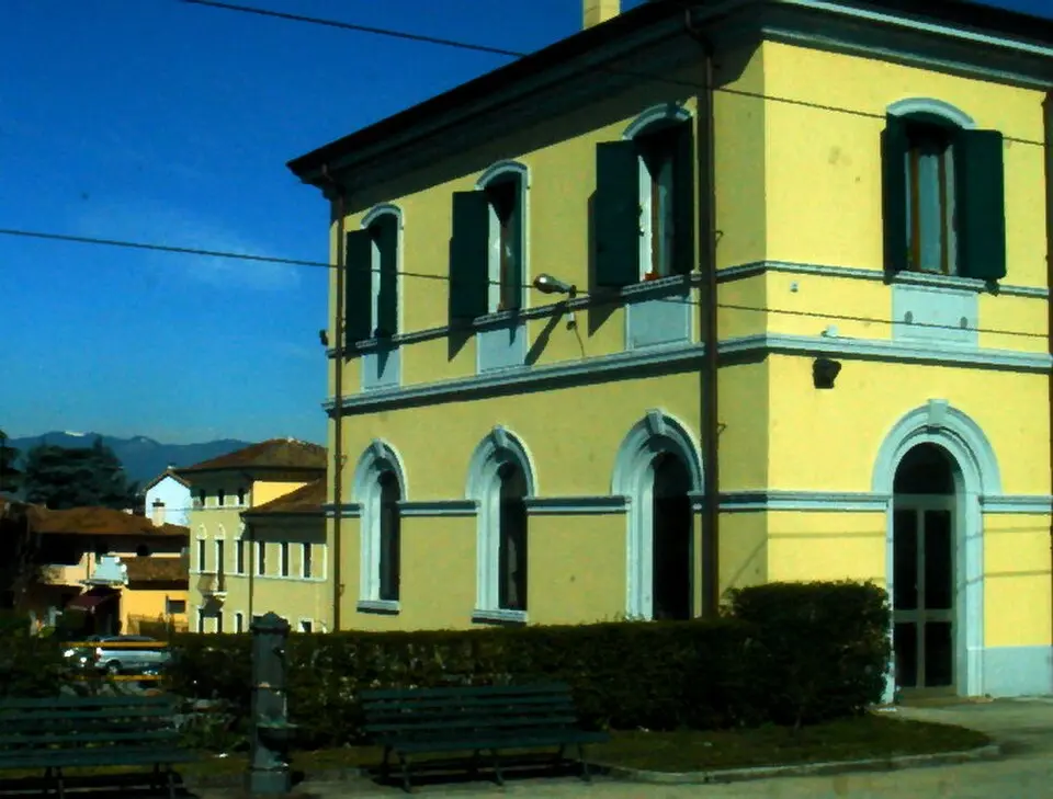 Bild: Paolo Steffan at it.wikipedia · CC BY-SA 3.0 stazione di Susegana