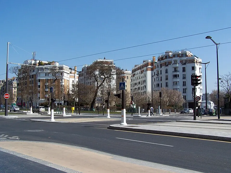 porte de Montempoivre
