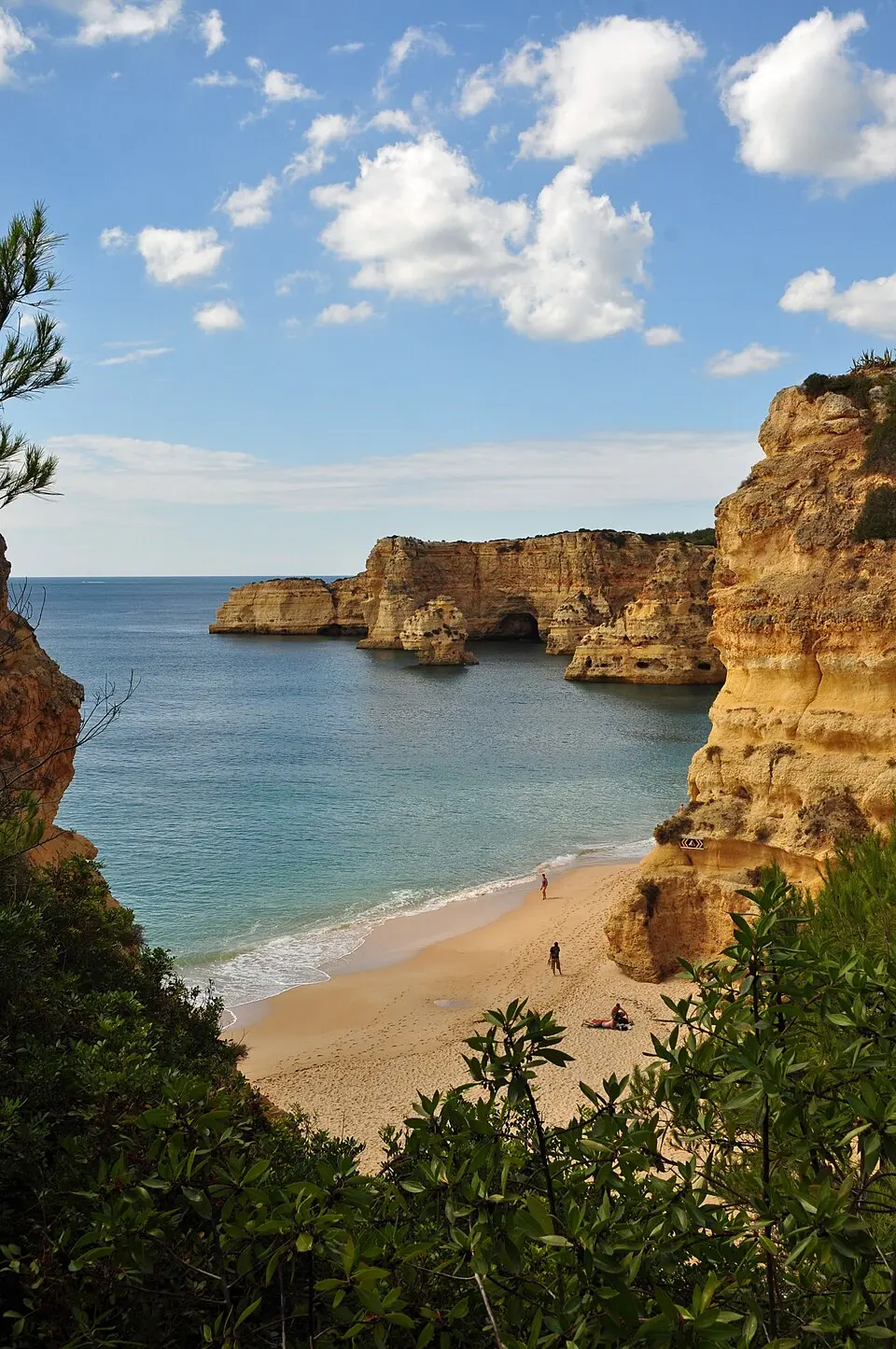 Bild: Klugschnacker · CC BY-SA 3.0 Praia da Marinha