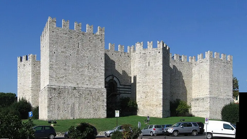 Bild: Rolando Valdiserri - Prato · CC BY-SA 3.0 Castello dell'Imperatore
