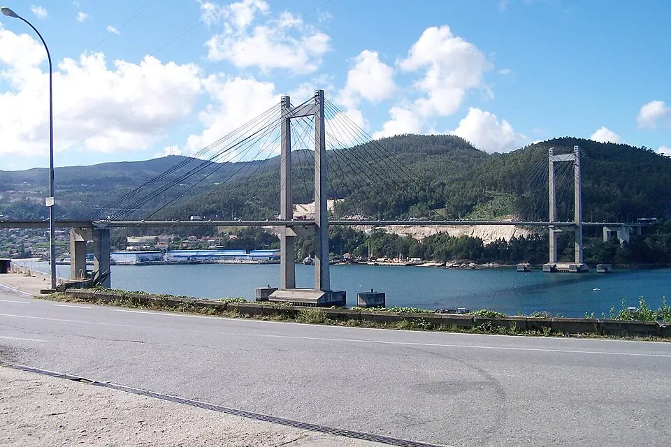 Hochgeladen von: Magnus Colossus~commonswiki · CC BY-SA 1.0 Puente de Rande