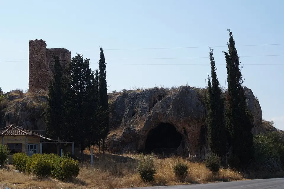 Πύργος Αλιάρτου