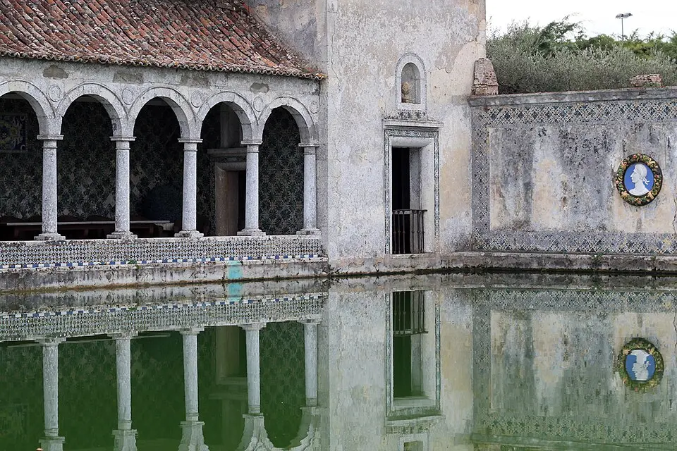 Bild: Theo França from São Paulo, Brasil · CC BY 2.0 Quinta da Bacalhoa