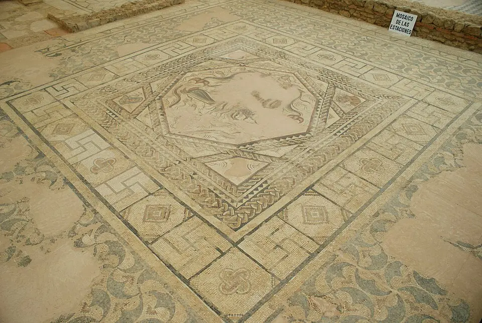 Habitación Nº3 Mosaico las Cuatro Estaciones