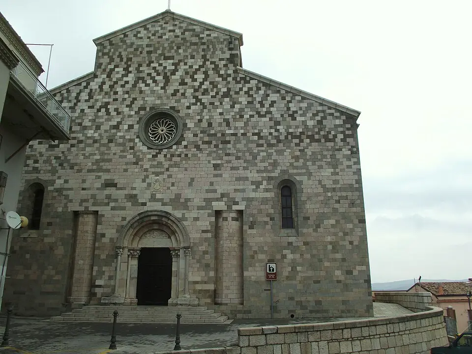 Bild: Arietemarzo · CC BY-SA 3.0 Concattedrale di Santa Maria Assunta