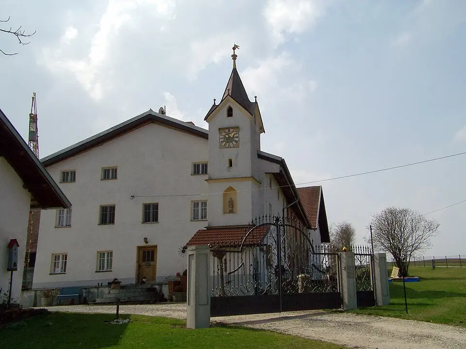 Immagine: Elcom.stadler · CC0 Ehem. Klostermaierhof