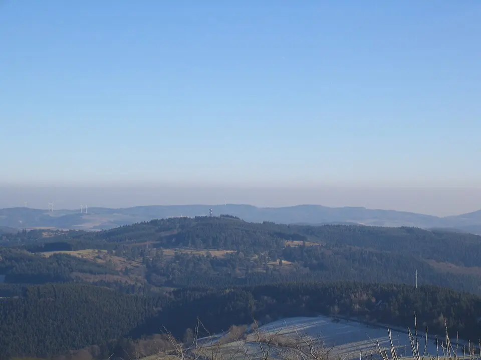 Bild: Mabol! · CC BY-SA 3.0 Raßberg