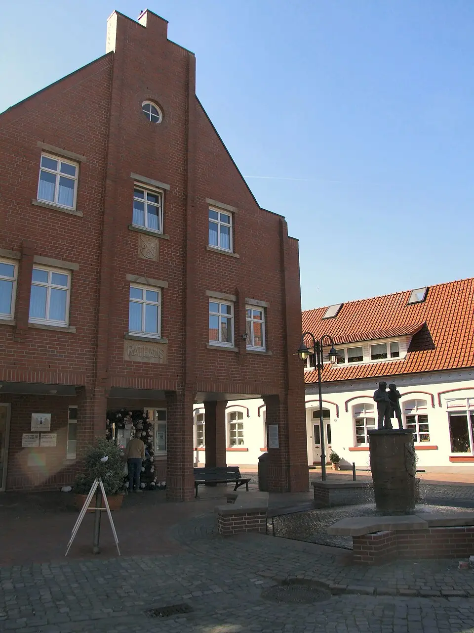 Obrázek: RoswithaC · CC BY-SA 3.0 Ankum