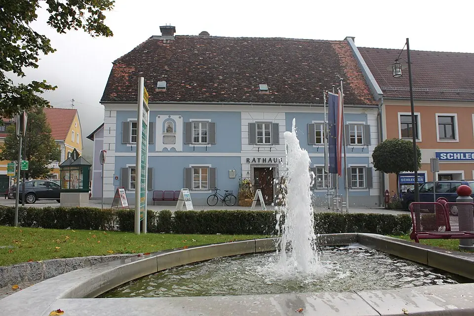Obrázok: Anton-kurt · Public domain Rathaus