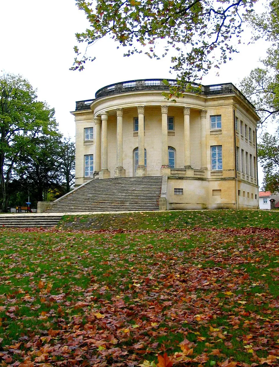 Bild: Patrick.charpiat · CC BY 3.0 château Peychotte
