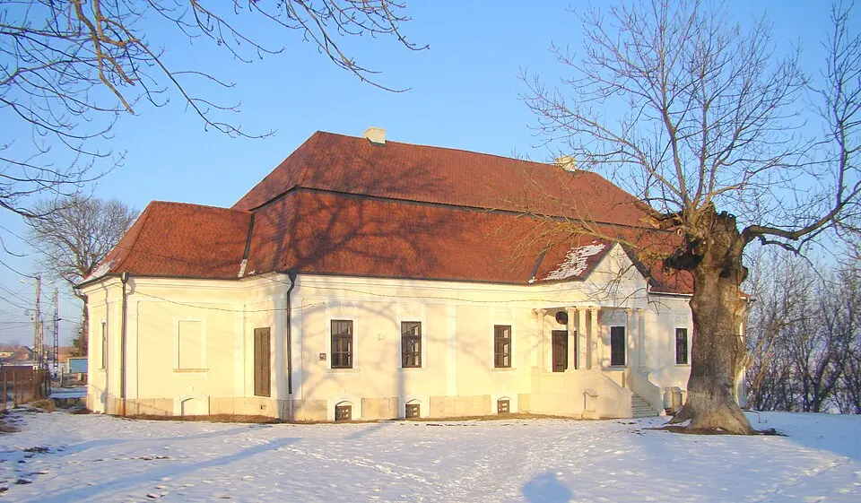 Conacul Zichy din Voivodeni