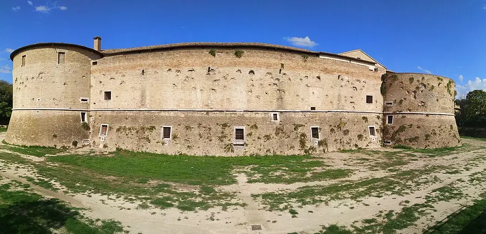 Rocca Costanza
