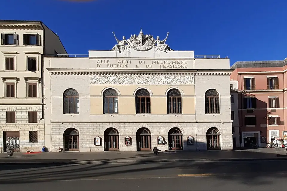 Immagine: Blackcat · CC BY-SA 4.0 Teatro Argentina