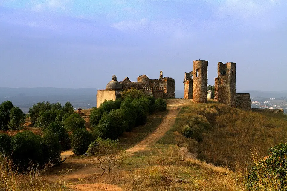 Bild: Joaomartinho63 · CC BY-SA 3.0 Castelo de Montemor-o-Novo
