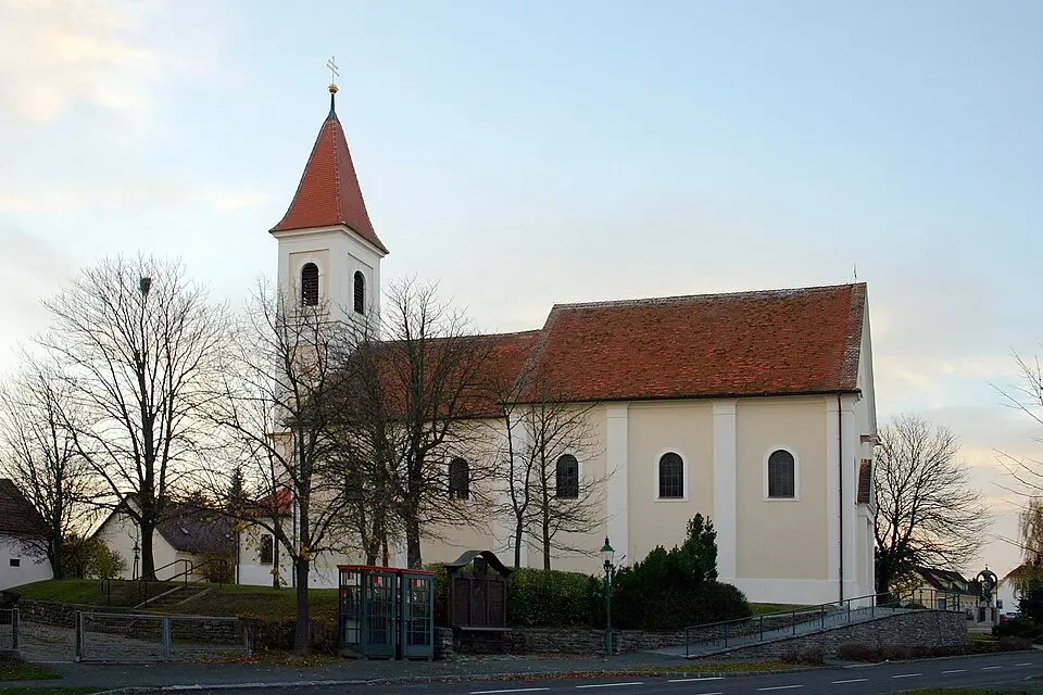 Bild: Steindy 14:30, 6. Nov. 2008 (CET) · CC BY-SA 2.0 DE Pfarrkirche St. Michael im Burgenland