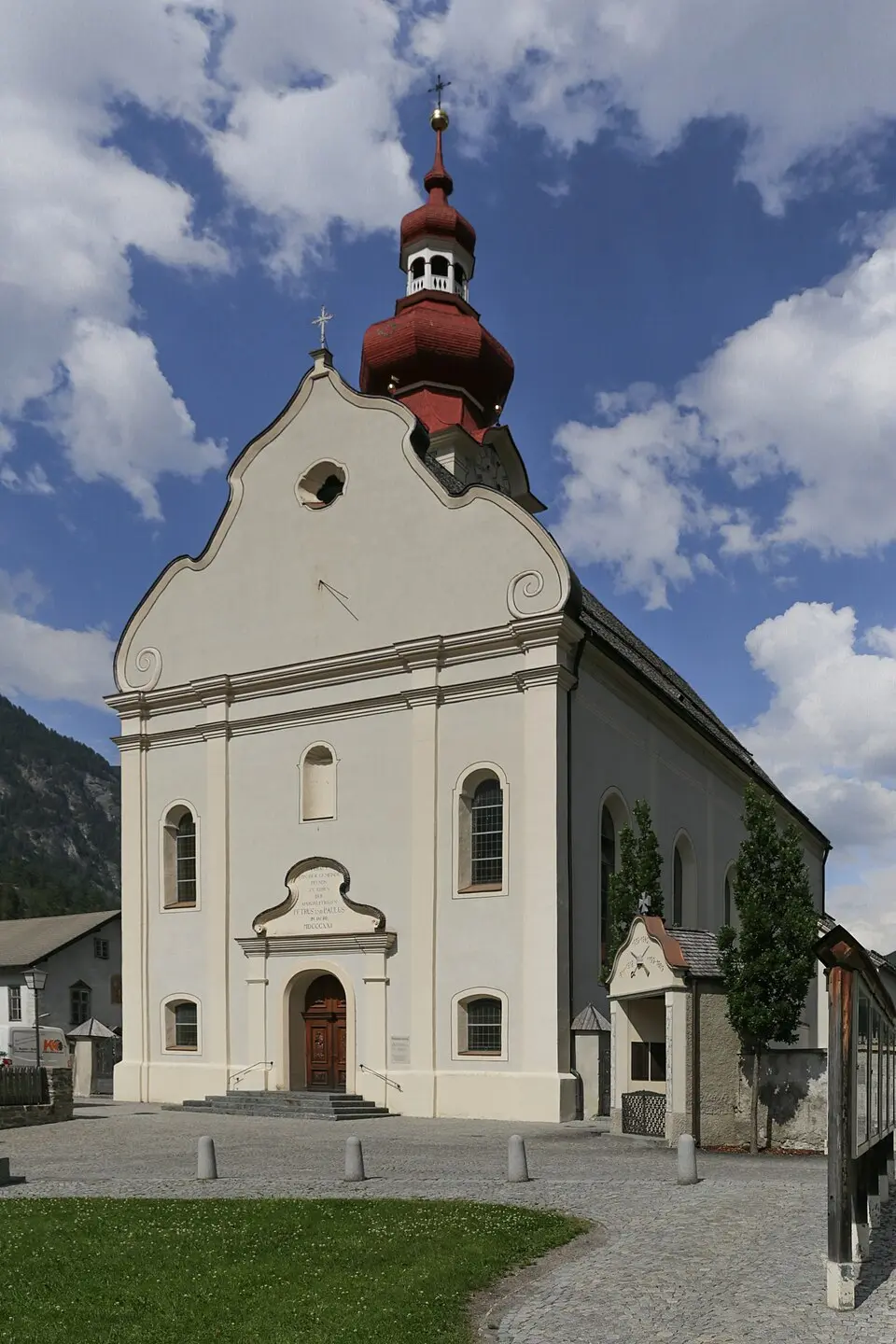 Kath. Pfarrkirche hll. Peter und Paul