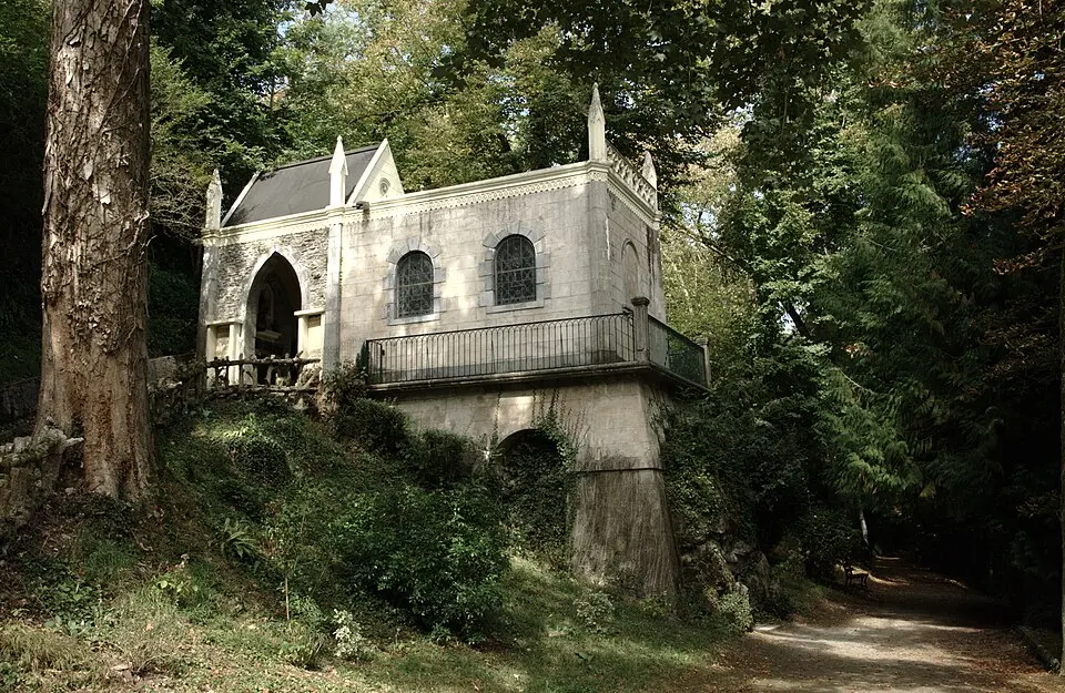 Obrázek: hamon jp · CC BY-SA 3.0 oratoire de Saint-Céneré