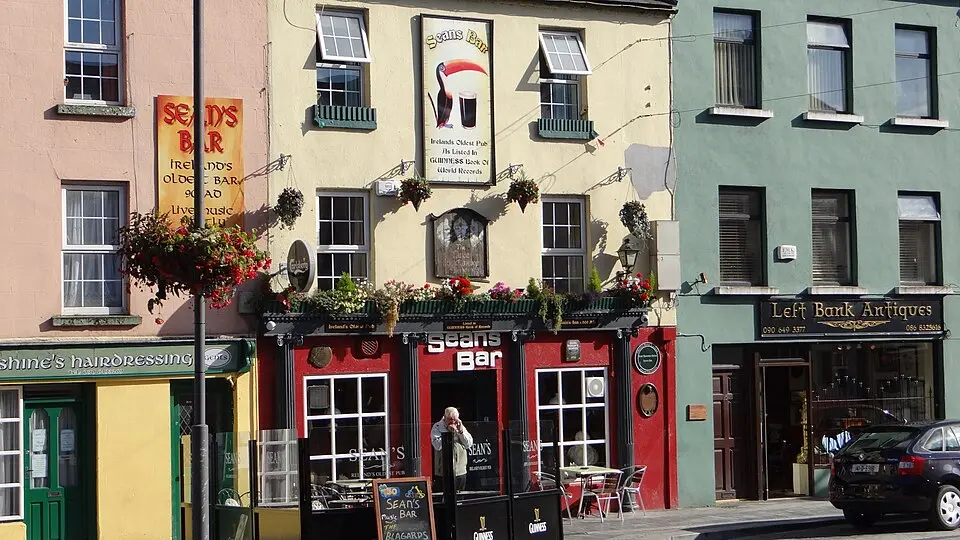 Sean’s Bar