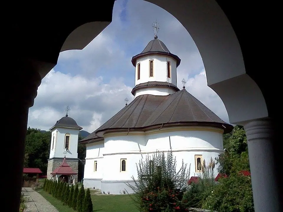 Mănăstirea Crasna