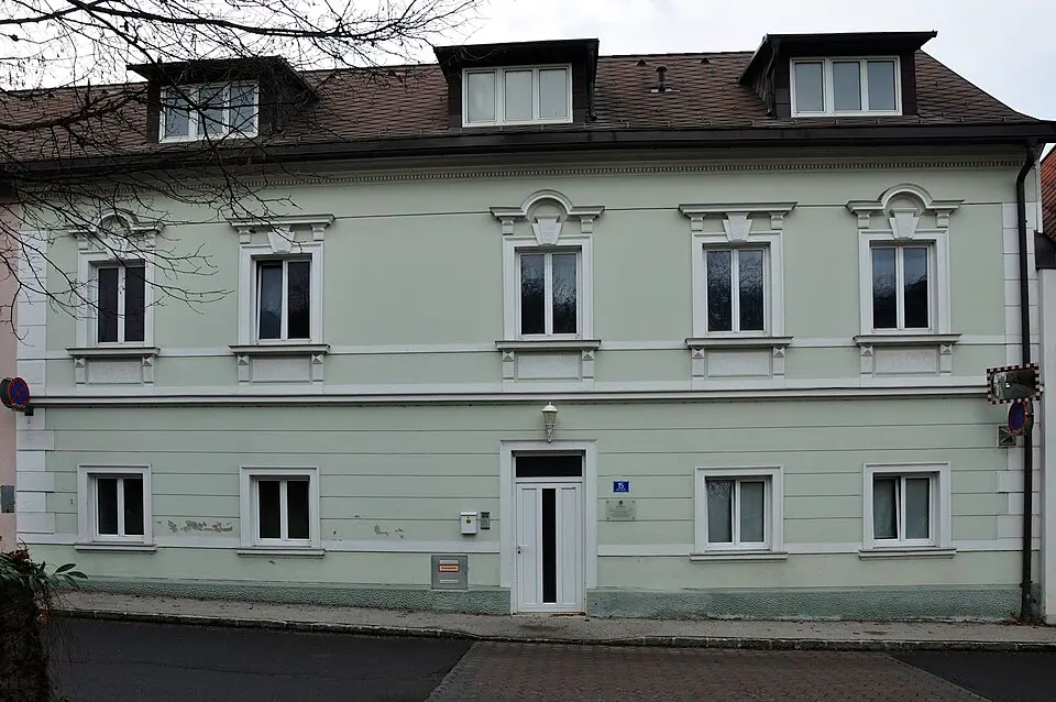 Bild: Isiwal (talk) · CC BY-SA 3.0 AT Adelwanger-Haus im Hoffeld, Altes Betschwesternhaus